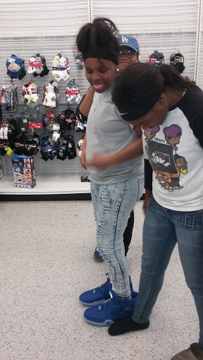 Clothing Store «Ross Dress for Less», reviews and photos, 2936 Interstate 45 N, Conroe, TX 77303, USA