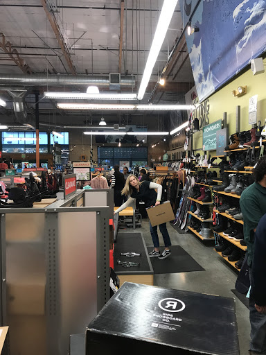 Sporting Goods Store «Any Mountain - Concord», reviews and photos, 1975 Diamond Blvd, Concord, CA 94520, USA