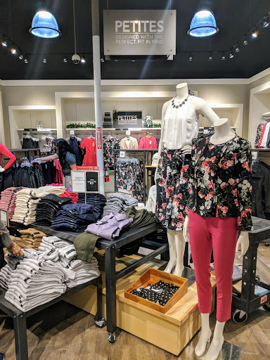 Clothing Store «Banana Republic Factory Store», reviews and photos, 100 Citadel Dr, Commerce, CA 90040, USA