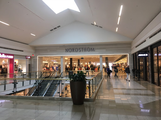 Department Store «Nordstrom The Woodlands», reviews and photos, 1201 Lake Woodlands Dr, The Woodlands, TX 77380, USA