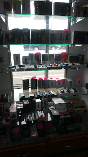 Tobacco Shop «Savage Tobacco», reviews and photos, 14101 E Hwy 13, Savage, MN 55378, USA