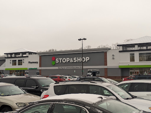 Grocery Store «Stop & Shop», reviews and photos, 1128 Mineral Spring Ave, North Providence, RI 02904, USA