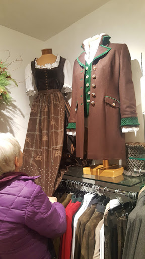 Clothing Store «Gorsuch Ltd.», reviews and photos, 263 Gore Creek Dr, Vail, CO 81657, USA