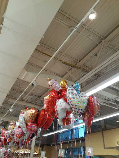 Grocery Store «Safeway», reviews and photos, 900 N Callow Ave, Bremerton, WA 98312, USA