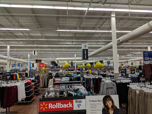 Discount Store «Walmart», reviews and photos, 199 JT Connell Hwy, Newport, RI 02840, USA
