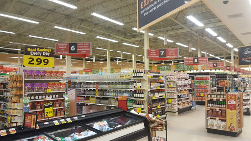 Grocery Store «Hannaford Supermarket», reviews and photos, 2 Freetown Rd #27, Raymond, NH 03077, USA