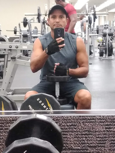 Gym «LA Fitness», reviews and photos, 7650 S Barrington Rd, Hanover Park, IL 60133, USA