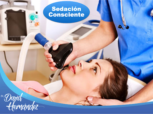 Cosmetic & Implant Dentistry - Dr. David Hernández