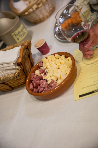 Wine Store «The Wine Country», reviews and photos, 2301 Redondo Ave, Signal Hill, CA 90755, USA