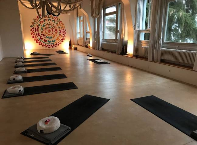 Yoga 8712 - Yoga-Studio