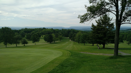 Golf Course «Apple Mountain Golf & CC», reviews and photos, 369 Hazen Oxford Rd, Belvidere, NJ 07823, USA