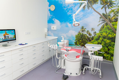 Roomchang Dental Hospital - Peng Huoth Euro Park - Roomchang Dental Hospital - Peng Huoth Euro Park