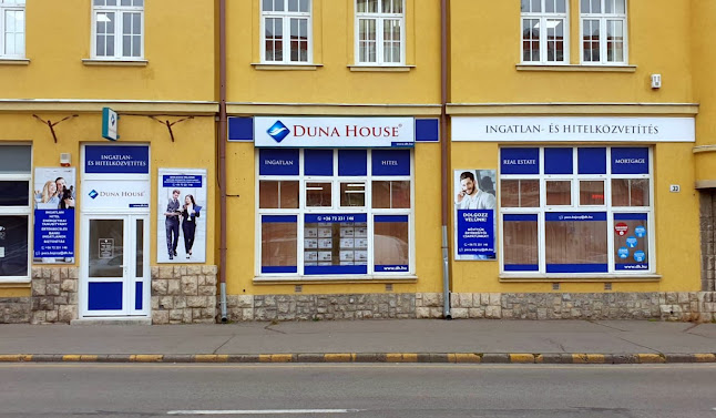 Duna House : Pécs, Bajcsy-Zsilinkszky utca