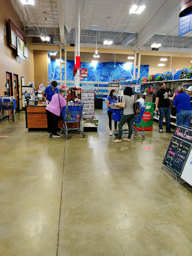 Pet Supply Store «PetSmart», reviews and photos, 8204 Leesburg Pike, Vienna, VA 22182, USA