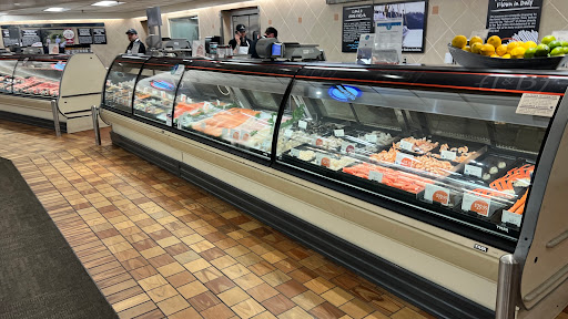 Grocery Store «Lunds & Byerlys Plymouth», reviews and photos, 3455 Vicksburg Ln N, Plymouth, MN 55447, USA