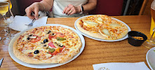 Pizza du Restaurant Helio's à Versailles - n°12