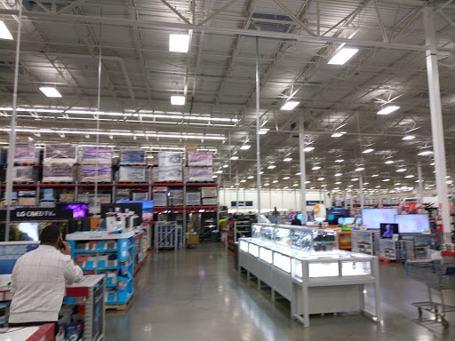 Warehouse club «Sams Club», reviews and photos