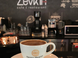 Zevk'in Plus Cafe Restaurant
