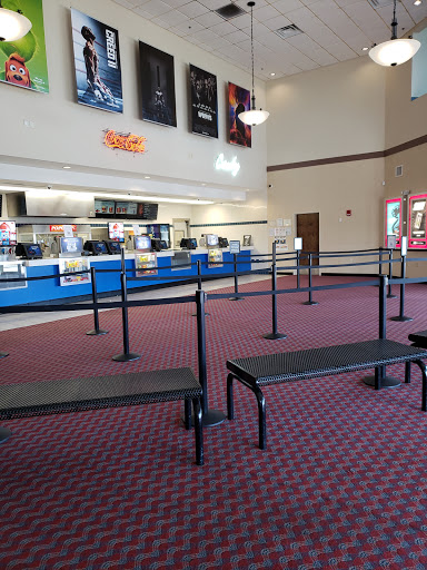 Movie Theater «Houston Lakes Stadium Cinemas 12», reviews and photos, 1121 GA-96, Warner Robins, GA 31099, USA