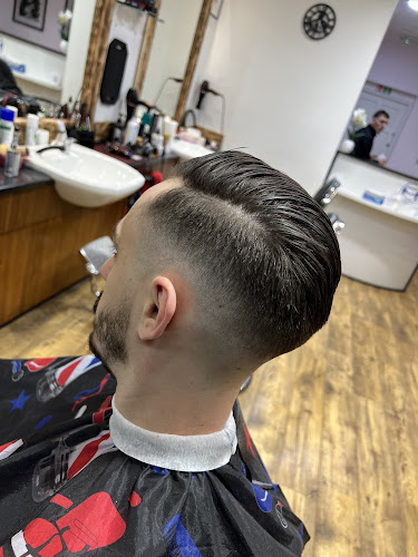 Comments and reviews of The Barber 2