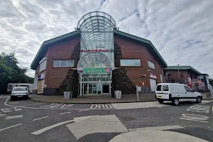 Ráth Mór Shopping Centre image