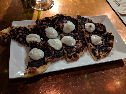 Wine Bar «Savvy Cellar Wine Bar & Wine Shop», reviews and photos, 750 W Evelyn Ave, Mountain View, CA 94041, USA