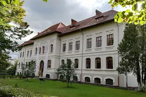 National College "Dinicu Golescu" image