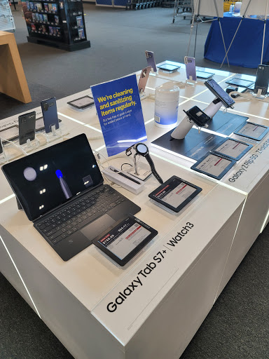 Electronics Store «Best Buy», reviews and photos, 300 Brown Rd, Auburn Hills, MI 48326, USA