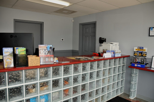 Auto Repair Shop «Tanela Auto & Truck Repair», reviews and photos, 908 Morse Ave, Schaumburg, IL 60193, USA