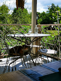 Atmosphère du Restaurant Un coin de paradis à Arandon-Passins - n°2