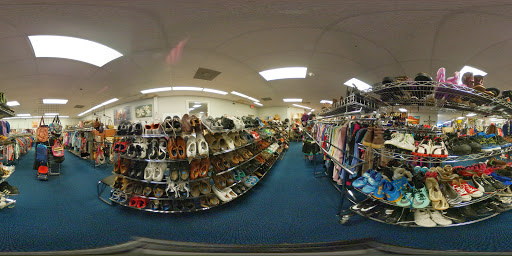 Thrift Store «The Vine Thrift», reviews and photos, 4609 Denton Hwy, Haltom City, TX 76117, USA