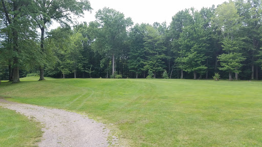 Golf Course «Walnut Run Golf Course», reviews and photos, 601 E Main St, Cortland, OH 44410, USA