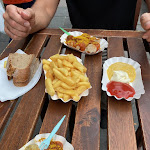 Photo n°1 de l'avis de Stacy.u fait le 17/08/2021 à 16:37 sur le  Currywurst Taunus 25 à Frankfurt