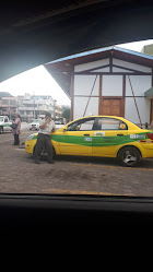Taxis Cumbaya