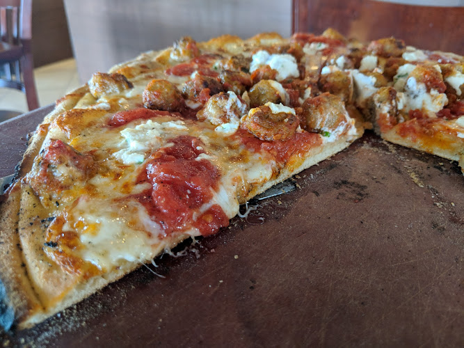 #10 best pizza place in Tampa - Anthony's Coal Fired Pizza & Wings