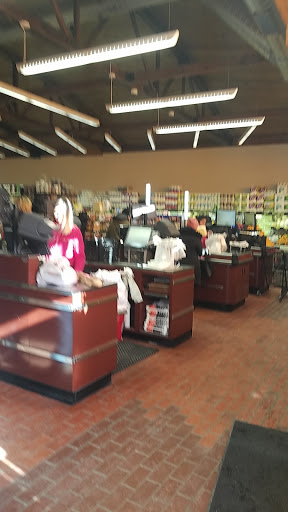 Produce Market «Morse Fresh Market», reviews and photos, 1430 W Morse Ave, Chicago, IL 60626, USA