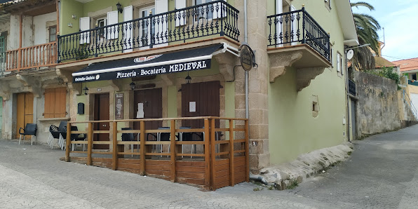 Pizzeria-Bocateria Medieval Rúa San Telmo, 16, Bajo, 15620 Mugardos, A Coruña, España