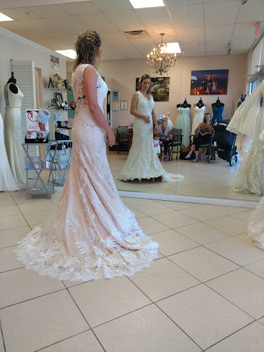 Boutique «Loretta Bridal boutique», reviews and photos, 28811 S Tamiami Trail, Bonita Springs, FL 34135, USA