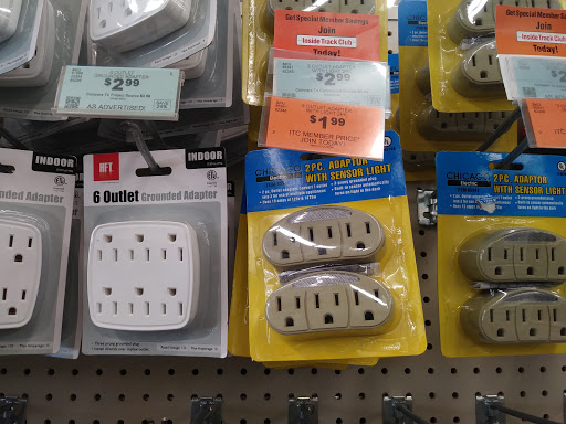 Hardware Store «Harbor Freight Tools», reviews and photos, 1019 N State College Blvd, Anaheim, CA 92806, USA