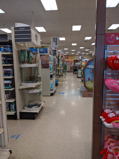 Pet Supply Store «PetSmart», reviews and photos, 26063 Great Northern Shop Center, North Olmsted, OH 44070, USA