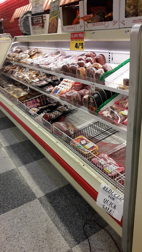 Grocery Store «Market Basket», reviews and photos, 6001 39th St, Groves, TX 77619, USA