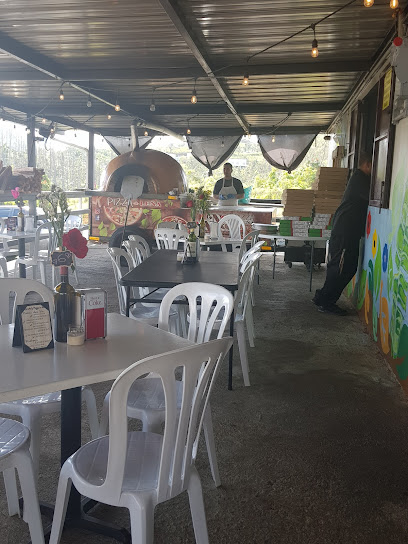 Nonna,s Pizza a Leña - Bo. Beatriz Carr 1 Km 48.5, Sec Las Cruces, Cidra, 00736, Puerto Rico