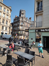 Atmosphère du Restaurant de hamburgers Holy Moly Gourmet Burger Rouen - n°2