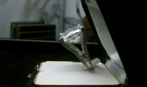 Wholesale Jeweler «Rons Jewelers», reviews and photos, 980 N Western Ave #1, San Pedro, CA 90732, USA