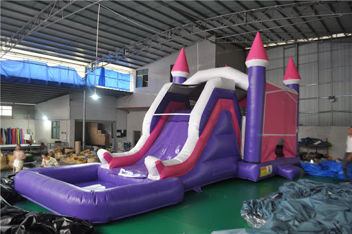 Bouncy castles in San Antonio