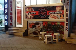 Çiğ Köfteci Veysi Usta ve tavuk döner image