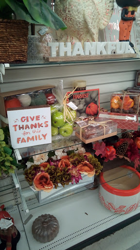 Department Store «T.J. Maxx and HomeGoods», reviews and photos, 3205 Woodward Crossing Blvd, Buford, GA 30519, USA