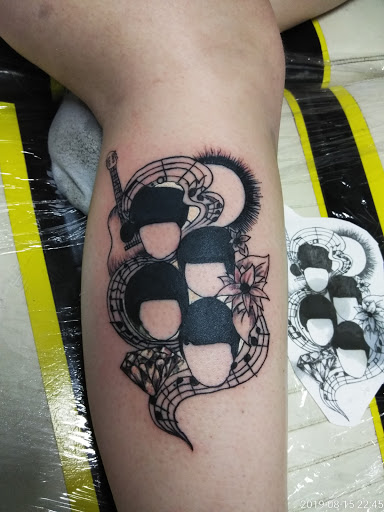 Explore snoopy and woodstock tattoo ideas, creative tattoo ideas in Rockford, available at House Of Pain Tattoo co.