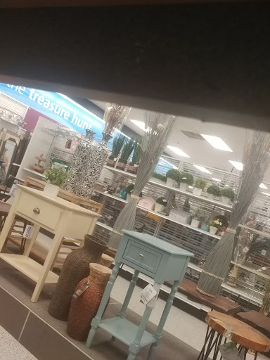 Clothing Store «Ross Dress for Less», reviews and photos, 4404 Dallas Fort Worth Turnpike, Dallas, TX 75211, USA