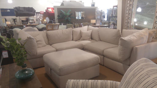Furniture Store «Value City Furniture», reviews and photos, 2437 E Main St, Plainfield, IN 46168, USA